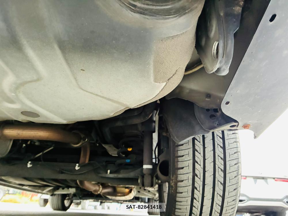 Nissan SERENA 2013-09 8226619-34