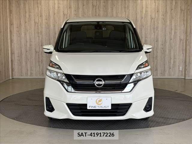 Nissan SERENA 2017-11 8316941-13