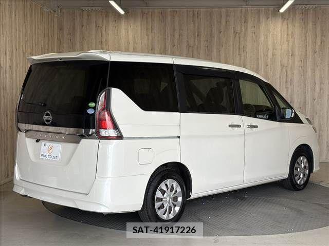 Nissan SERENA 2017-11 8316941-17