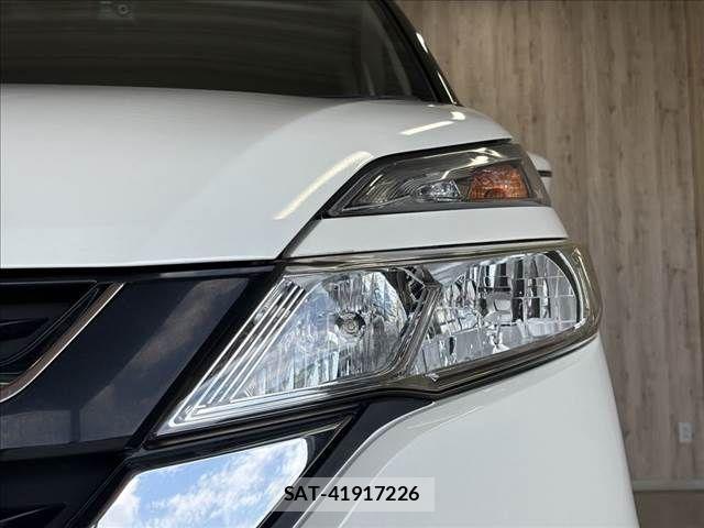 Nissan SERENA 2017-11 8316941-20
