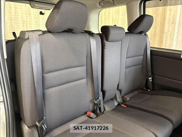 Nissan SERENA 2017-11 8316941-7
