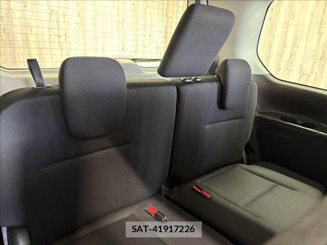 Nissan SERENA 2017-11 8316941-8