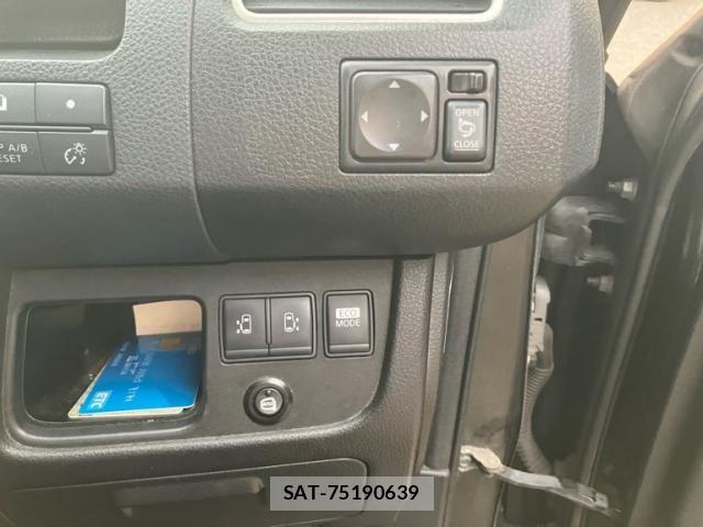 Nissan SERENA 2011-10 8316964-15