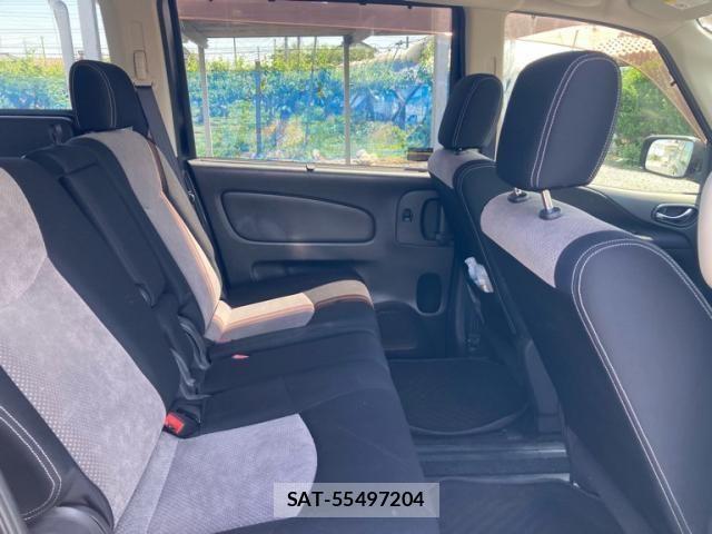 Nissan SERENA 2012-01 8316951-7