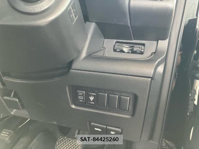 Nissan SERENA 2010-05 8316955-16