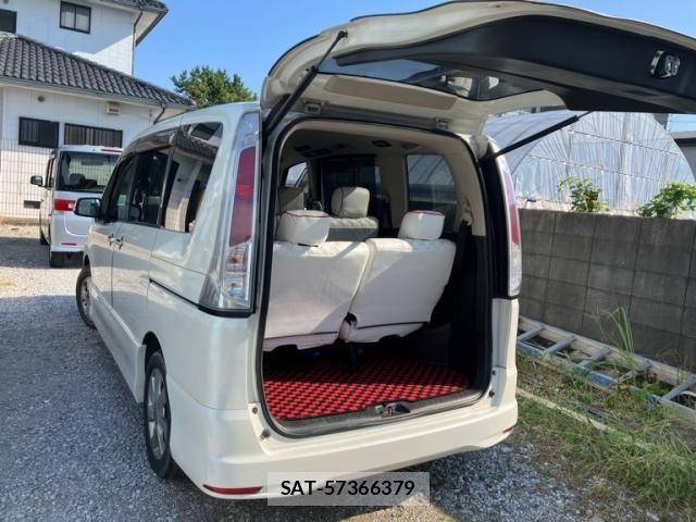 Nissan SERENA 2010-12 8316962-2
