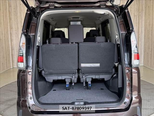 Nissan SERENA 2018-11 8316940-11