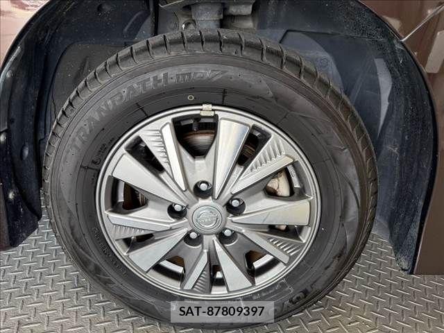 Nissan SERENA 2018-11 8316940-15
