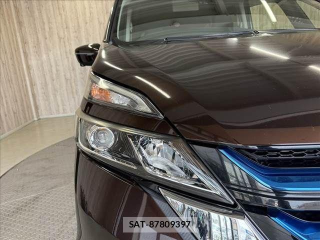 Nissan SERENA 2018-11 8316940-25