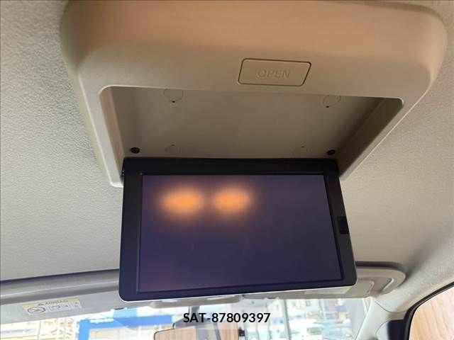 Nissan SERENA 2018-11 8316940-5
