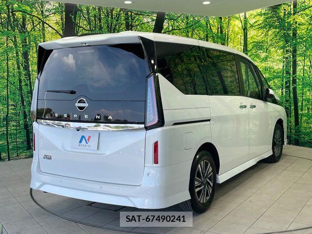 Nissan SERENA 2023-07 8316922-18