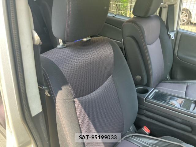 Nissan SERENA 2011-08 8316963-13