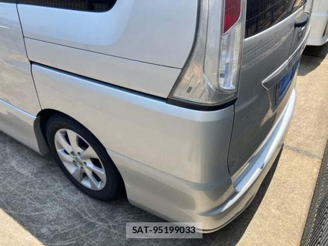 Nissan SERENA 2011-08 8316963-3