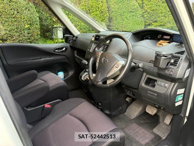 Nissan SERENA 2010-11 8316958-6