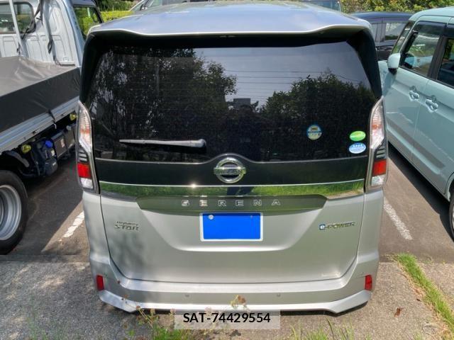 Nissan SERENA 2018-04 8316939-2