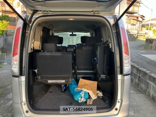 Nissan SERENA 2010-12 8316944-5