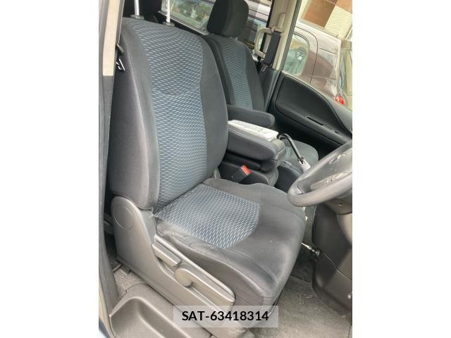 Nissan SERENA 2012-01 8316954-11