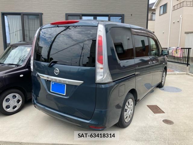 Nissan SERENA 2012-01 8316954-2