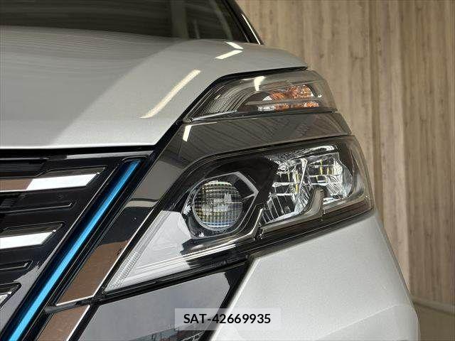 Nissan SERENA 2021-11 8316928-20