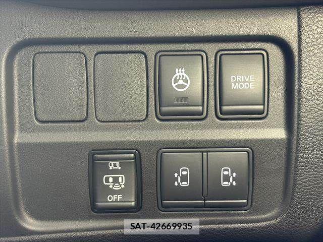 Nissan SERENA 2021-11 8316928-4