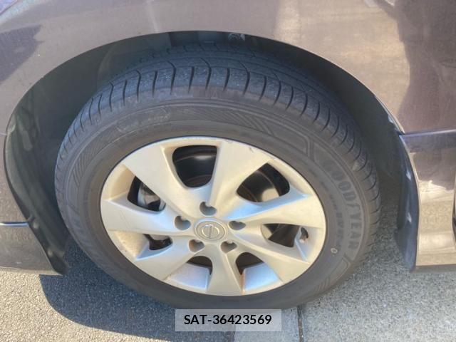 Nissan SERENA 2011-12 8316943-4
