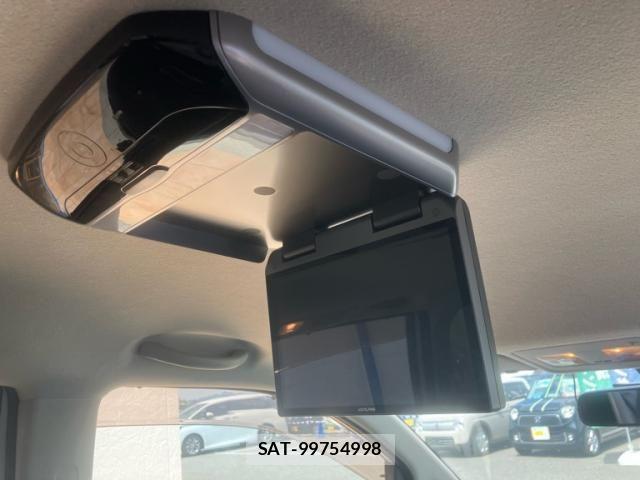 Nissan SERENA 2010-09 8316947-9