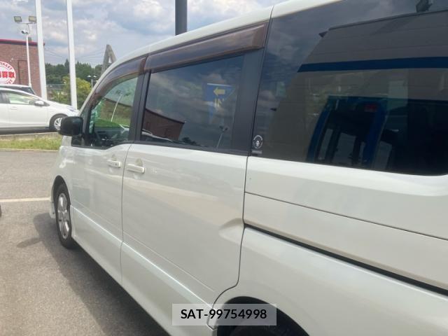 Nissan SERENA 2010-09 8316947-13