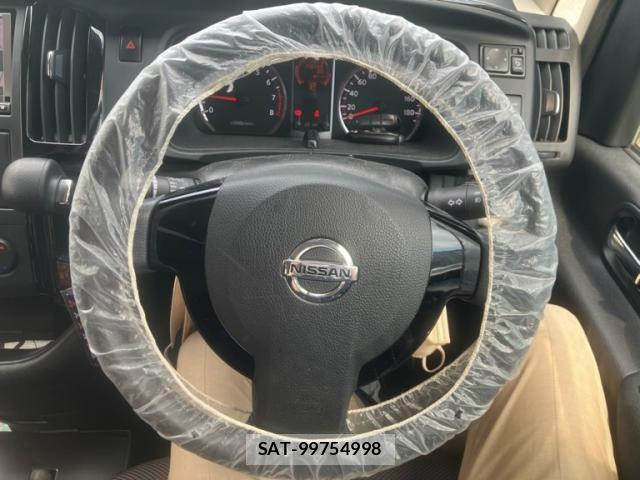 Nissan SERENA 2010-09 8316947-17
