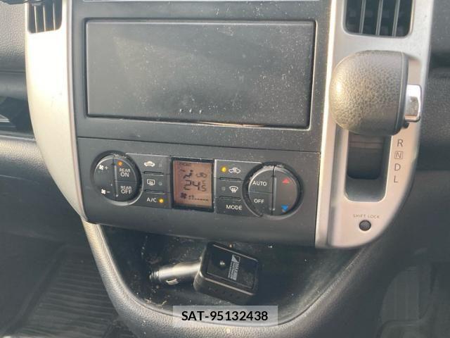 Nissan SERENA 2009-07 8316956-11