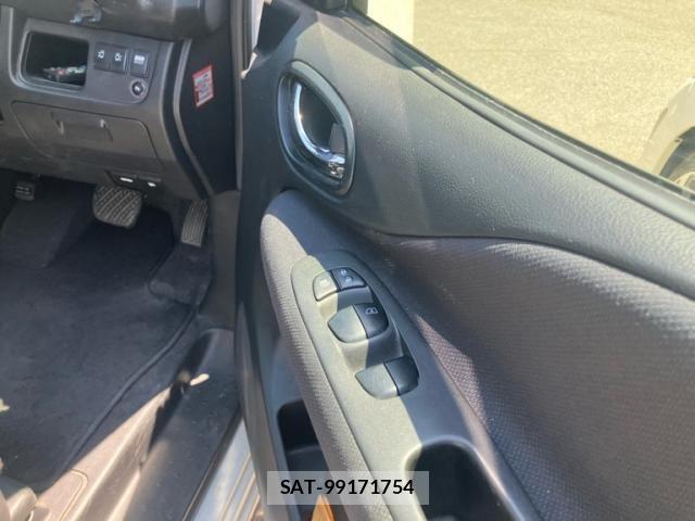 Nissan SERENA 2012-02 8316953-8