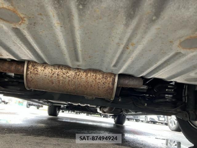 Nissan SERENA 2011-03 8316957-11
