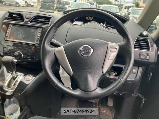 Nissan SERENA 2011-03 8316957-21
