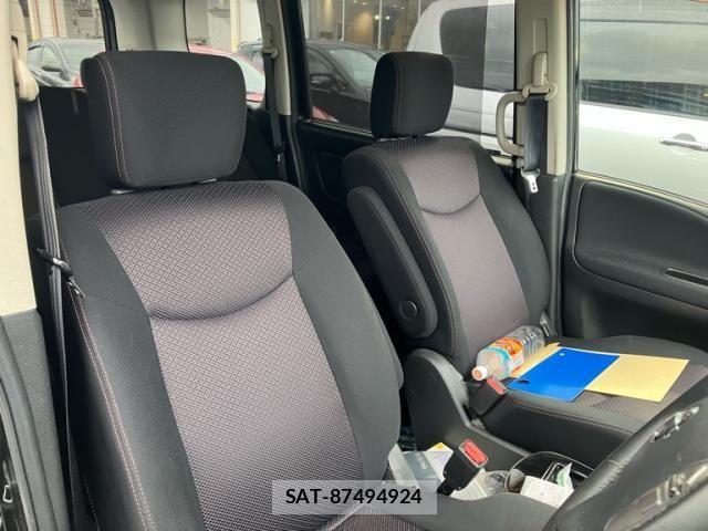 Nissan SERENA 2011-03 8316957-24