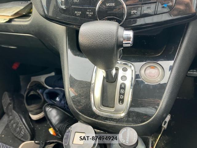 Nissan SERENA 2011-03 8316957-29