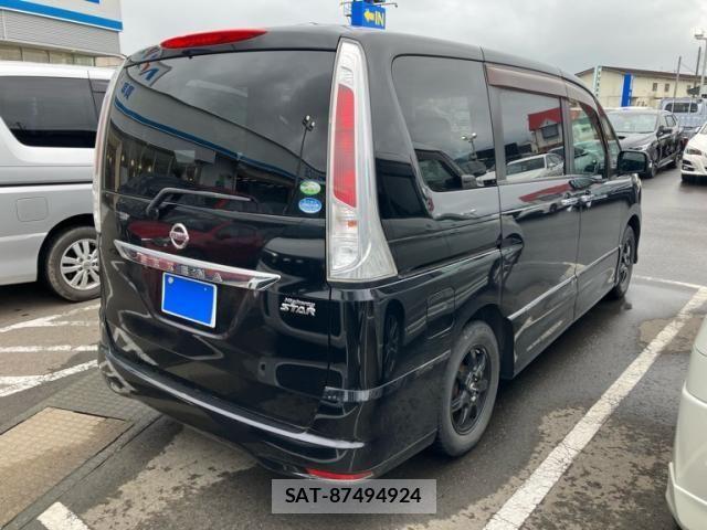 Nissan SERENA 2011-03 8316957-8