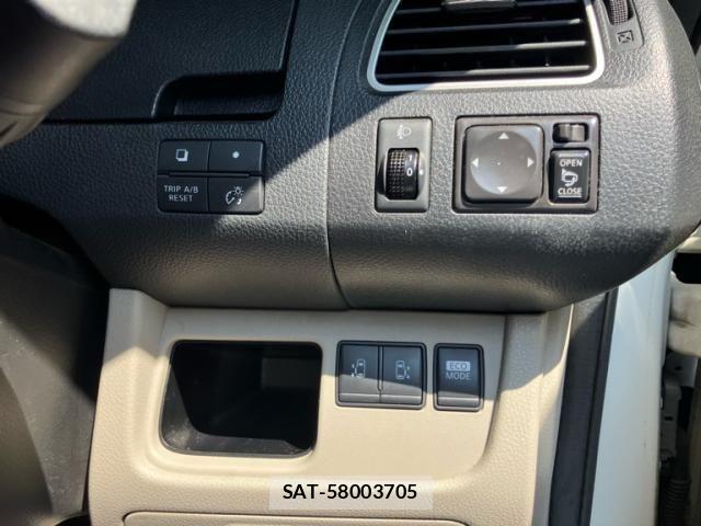 Nissan SERENA 2011-06 8316960-19