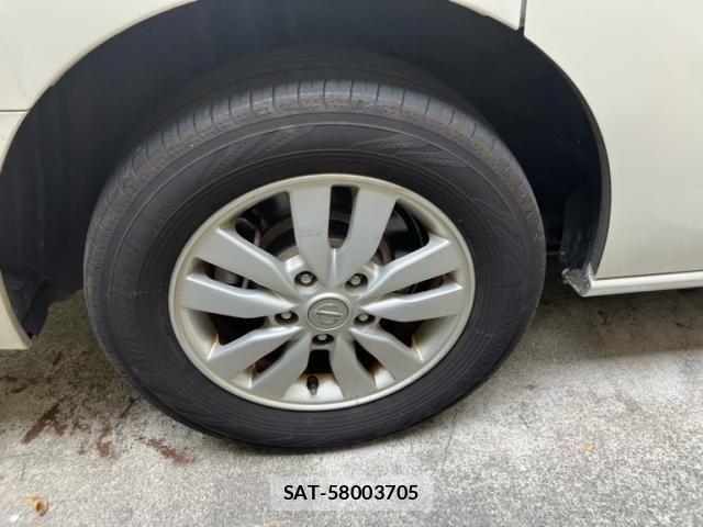 Nissan SERENA 2011-06 8316960-3