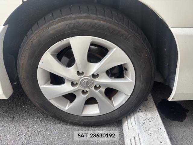 Nissan SERENA 2011-08 8316949-9