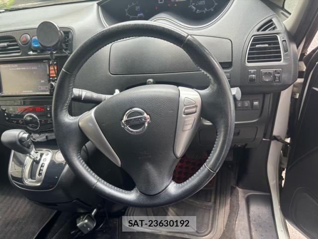 Nissan SERENA 2011-08 8316949-14