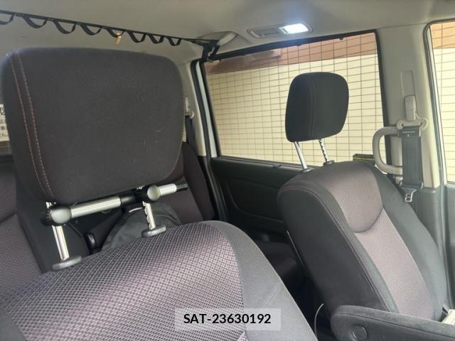 Nissan SERENA 2011-08 8316949-15