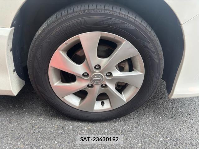 Nissan SERENA 2011-08 8316949-4