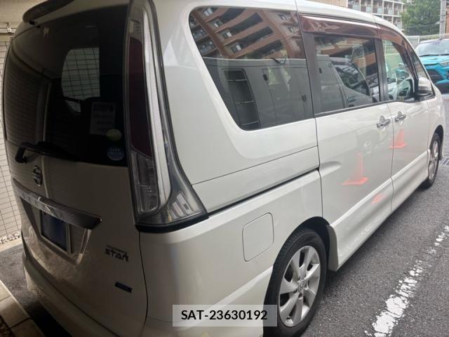Nissan SERENA 2011-08 8316949-6