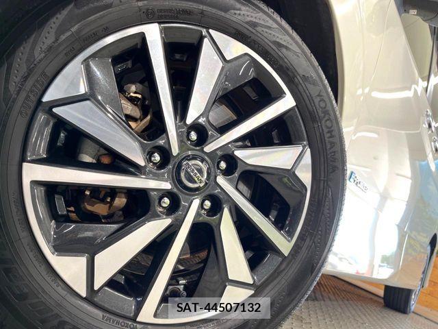 Nissan SERENA 2022-07 8316927-11