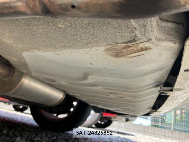 Nissan SERENA 2011-09 8337777-26