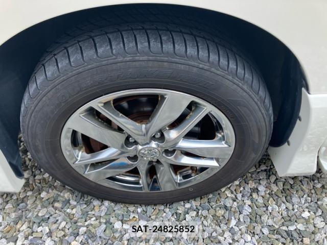 Nissan SERENA 2011-09 8337777-3
