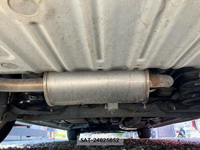 Nissan SERENA 2011-09 8337777-7