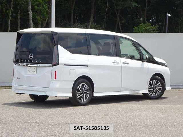 Nissan SERENA 2023-04 8337762-2