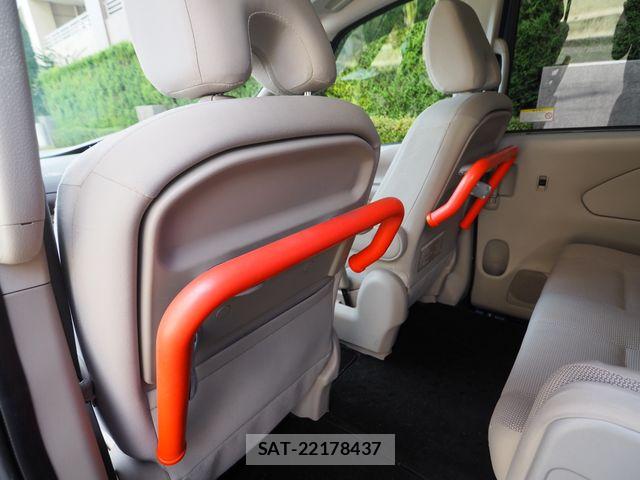 Nissan SERENA 2017-11 8337773-14