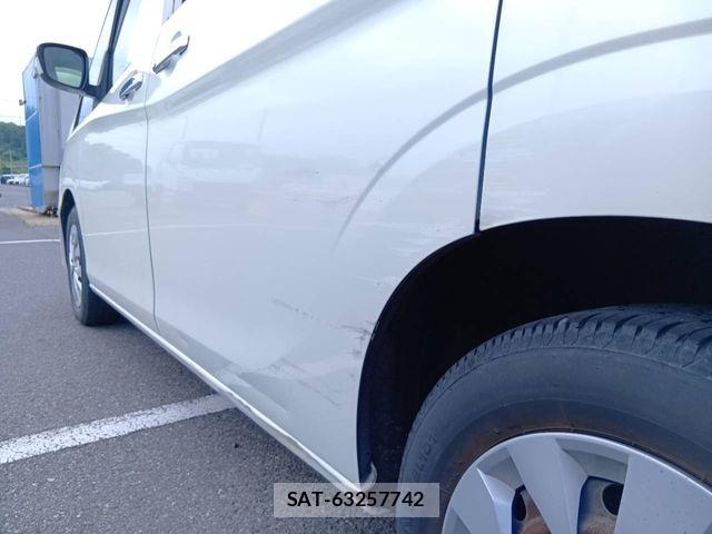 Nissan SERENA 2017-07 8337771-14