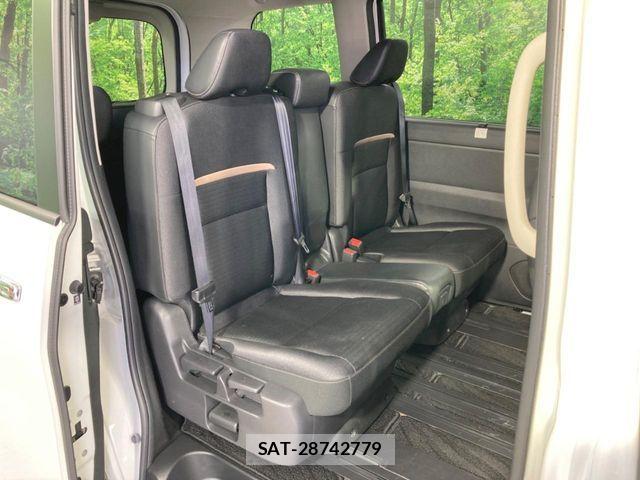 Nissan SERENA 2023-07 8337757-8